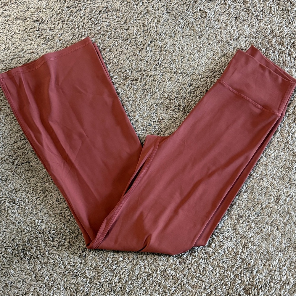 Nuuds Motion Flare Legging